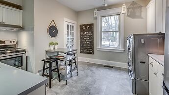 Applewood Suites - Danforth Avenue