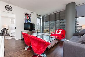 Applewood Suites - 2 BDRM King & Spadina