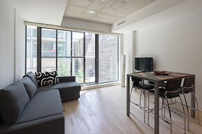 Applewood Suites - Fashion District Loft