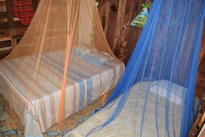 Camping Hostal El Árbol de la Vida - Hostel