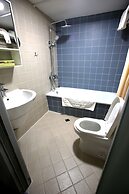 UBINN hotel & gallery