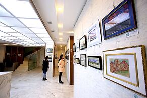 UBINN hotel & gallery
