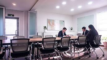 UBINN hotel & gallery