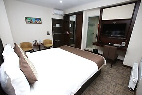 UBINN hotel & gallery