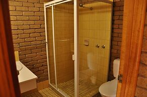 Miner's Retreat Motel