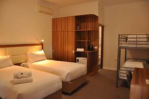 Miner's Retreat Motel