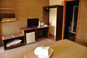 Miner's Retreat Motel