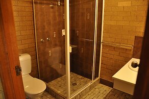 Miner's Retreat Motel