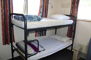 The Flaming Kiwi Backpackers