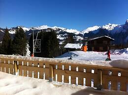 L'Eden Skis aux pieds