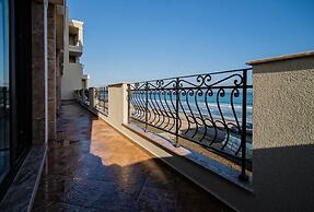 Gardenia Beach Palace Aparthotel