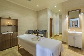 Gardenia Beach Palace Aparthotel