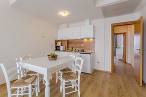 Gardenia Beach Palace Aparthotel