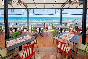 Gardenia Beach Palace Aparthotel