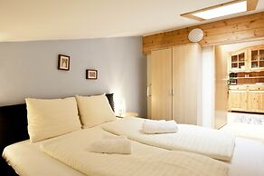 Sportland Inn
