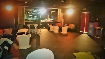 Sportland Inn