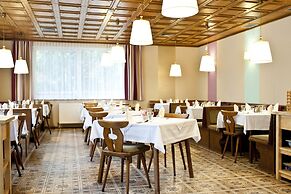 Sportland Inn