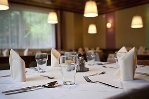 Sportland Inn