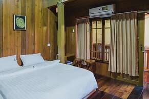 The History Cafe' & Guesthouse