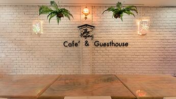 The History Cafe' & Guesthouse