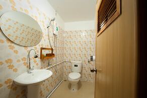 The History Cafe' & Guesthouse