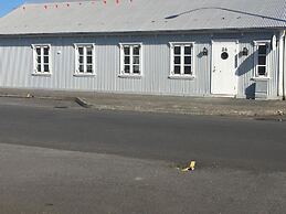 Welcome Riverside Guesthouse