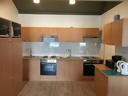 Welcome Riverside Guesthouse