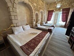Stone Boutique Hotel