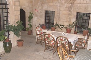 Stone Boutique Hotel