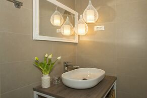 Aspalathos Residence