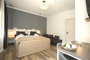 Aspalathos Residence