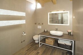 Aspalathos Residence