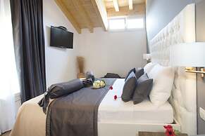 Aspalathos Residence