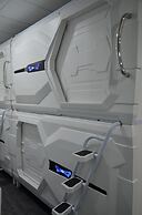 Capsule hotel Zodiak