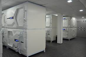 Capsule hotel Zodiak