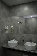 Capsule hotel Zodiak