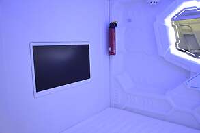 Capsule hotel Zodiak