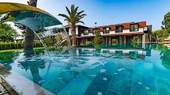 Assos Hunters Hotel - Special Class ( Adults Only)