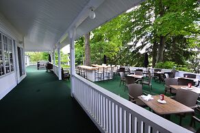 Clevelands House Resort Muskoka