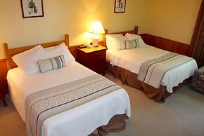 Clevelands House Resort Muskoka