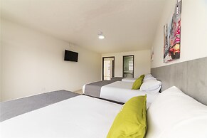 Ayenda 1055 Agora Inn Corferias