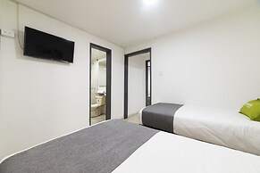 Ayenda 1055 Agora Inn Corferias