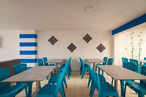 Ayenda 1055 Agora Inn Corferias