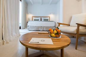 S'Hotelet d'es Born - Suites & SPA