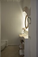 S'Hotelet d'es Born - Suites & SPA