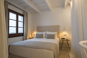 S'Hotelet d'es Born - Suites & SPA