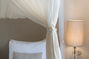 S'Hotelet d'es Born - Suites & SPA