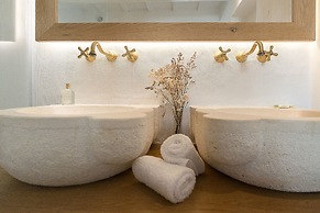 S'Hotelet d'es Born - Suites & SPA