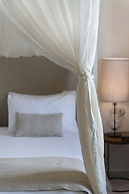 S'Hotelet d'es Born - Suites & SPA