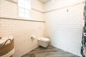 Great Island Inn: A Boutique Apartment Hotel